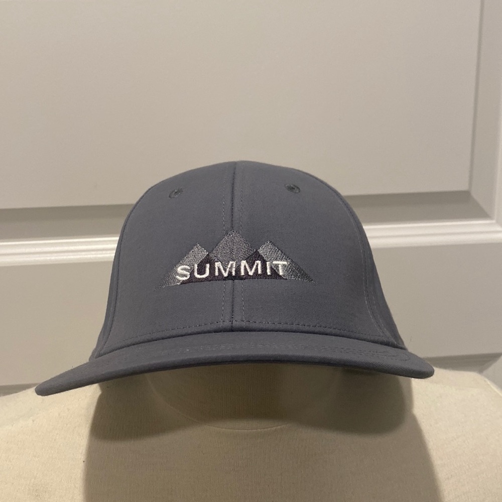 Lululemon Summit Logo Men’s Snap Back Cap